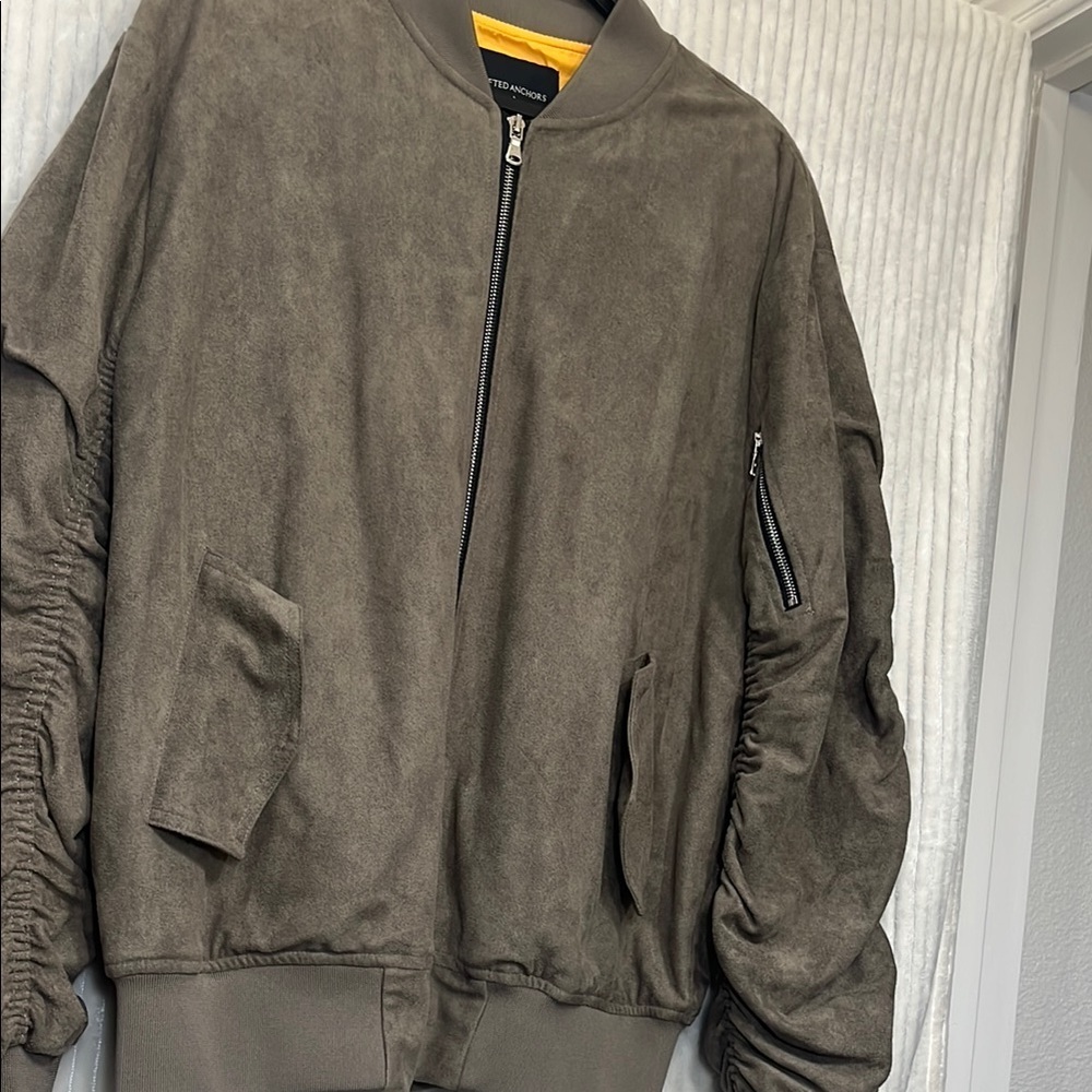 Tan Bomber Jacket with Minimalist Design - Picture 8 of 8
